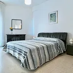 Centro Commerciale - Home Immobiliare Jesolo