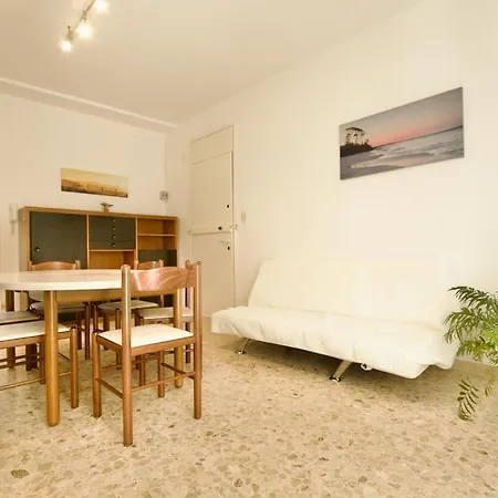 Appartamento Centro Commerciale - Immobiliare *
