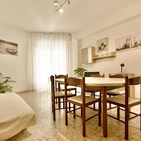 Appartamento Centro Commerciale - Immobiliare