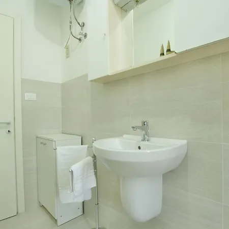Centro Commerciale - Immobiliare Appartamento Lido di Jesolo