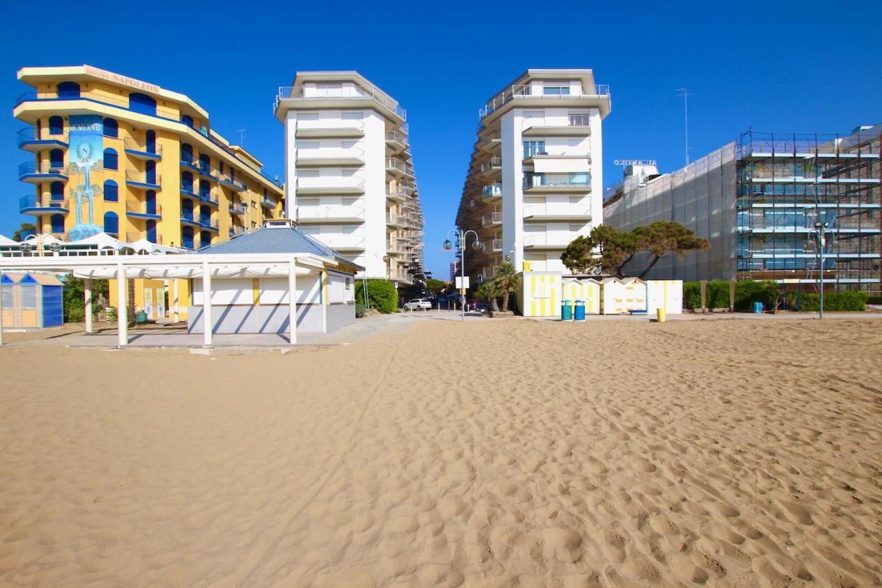 Centro Commerciale - Immobiliare *