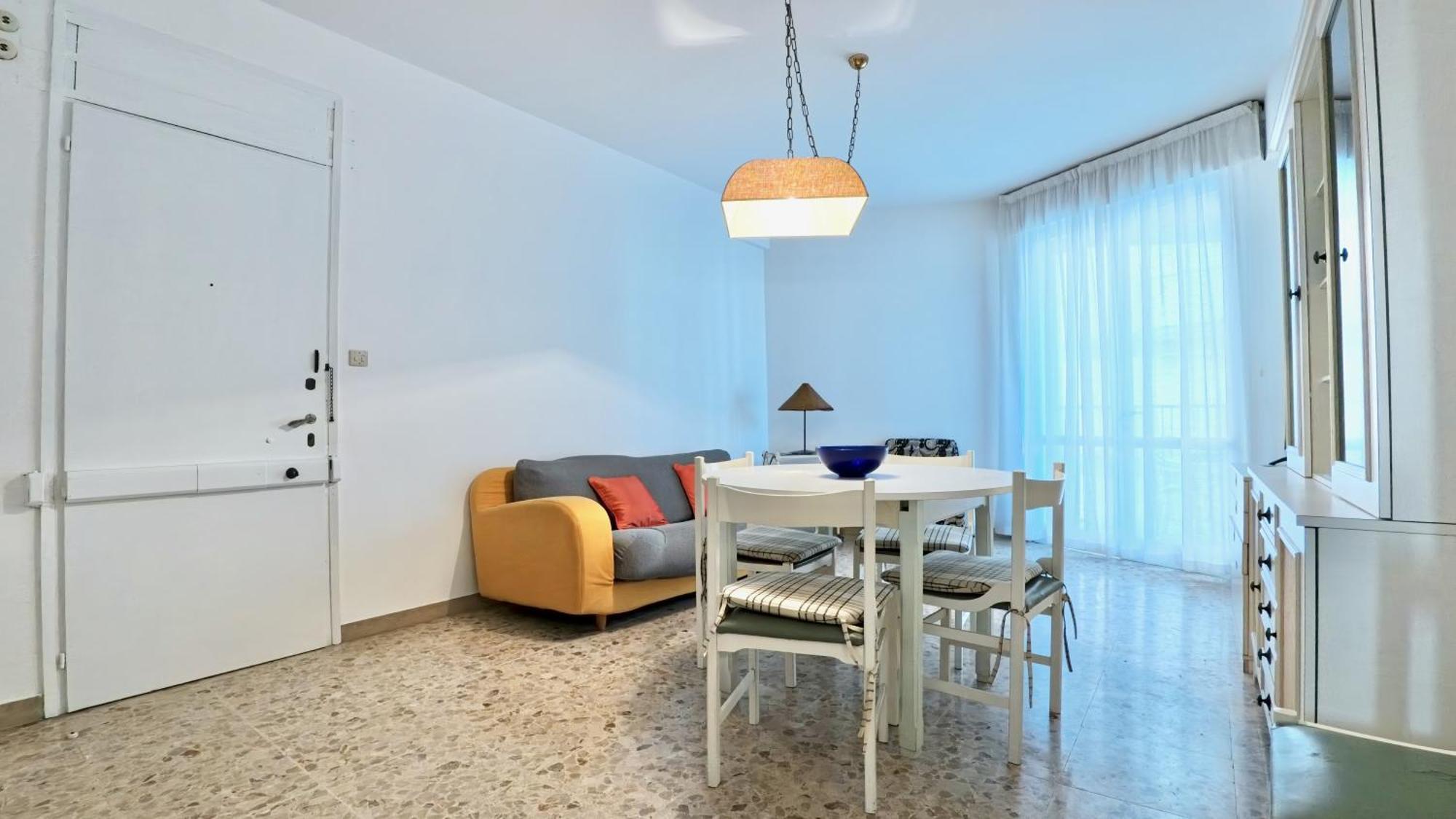 Appartamento Centro Commerciale - Immobiliare